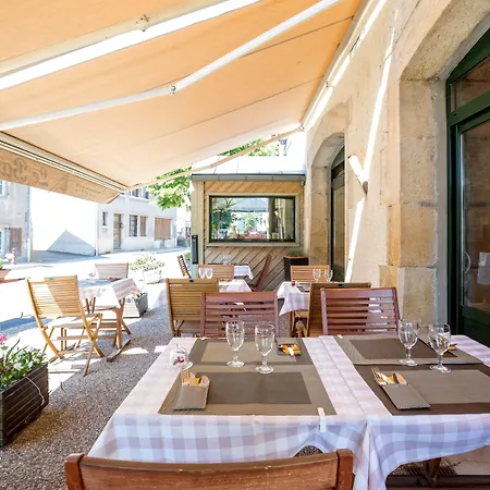 Le Barriol 3* Saint-Julien-Chapteuil