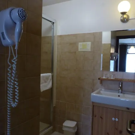 Hotel Le Barriol Saint-Julien-Chapteuil