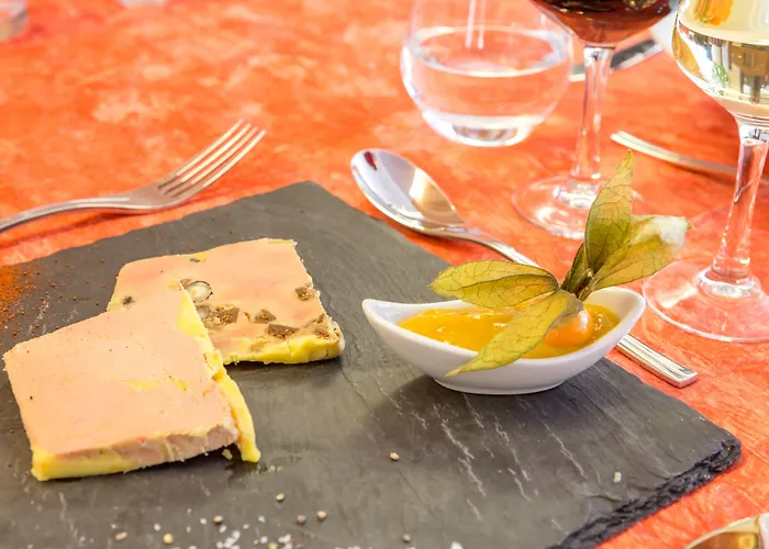 Отель Le Barriol Saint-Julien-Chapteuil