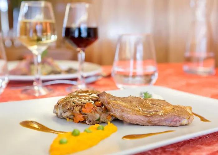 Le Barriol Отель